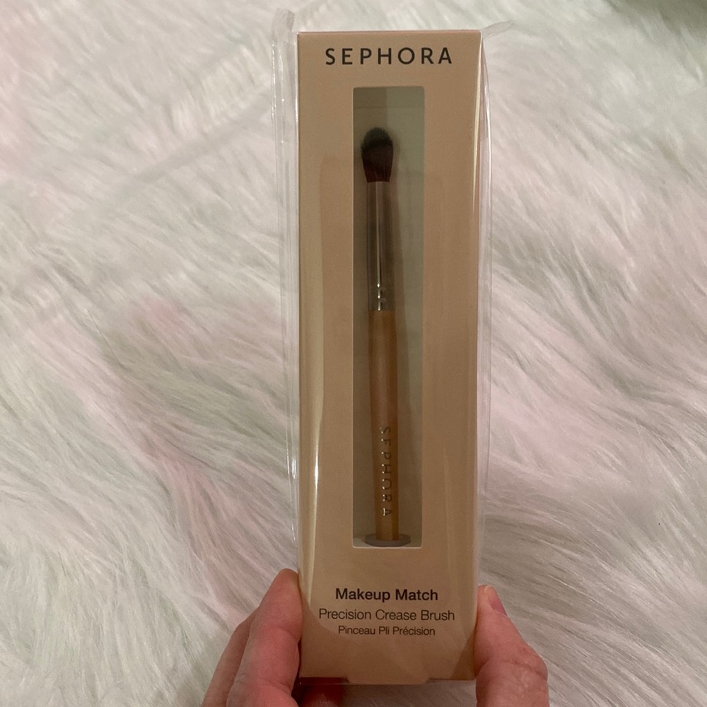 Sephora Makeup Match Precision Crease Brush